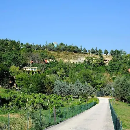 Patti Con Piscina E Camino Nelle Marche Vakantiehuis Pian di Mulino
