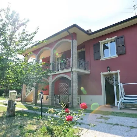 Patti Con Piscina E Camino Nelle Marche Holiday home *