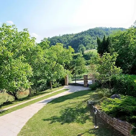 Patti Per Gruppi Fino A 20 Persone, Con Piscina Privata, Camino E Grande Giardino Nelle Colline Marchigiane Casa vacanze Pian di Mulino