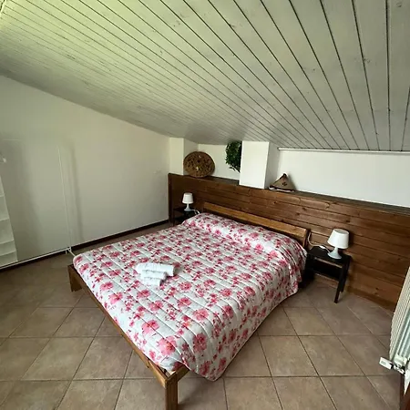 Patti Per Gruppi Fino A 20 Persone, Con Piscina Privata, Camino E Grande Giardino Nelle Colline Marchigiane Casa vacanze *