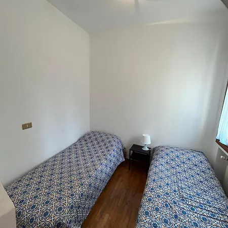 Patti Per Gruppi Fino A 20 Persone, Con Piscina Privata, Camino E Grande Giardino Nelle Colline Marchigiane Casa vacanze *