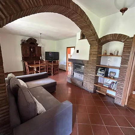 Patti Con Piscina E Camino Nelle Marche Vakantiehuis Pian di Mulino