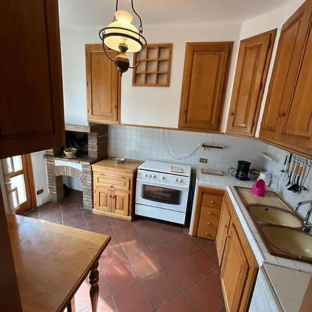 Patti Con Piscina E Camino Nelle Marche *