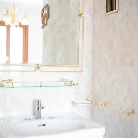 Holiday home Patti Con Piscina E Camino Nelle Marche