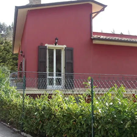 Casa vacanze Patti Per Gruppi Fino A 20 Persone, Con Piscina Privata, Camino E Grande Giardino Nelle Colline Marchigiane Pian di Mulino
