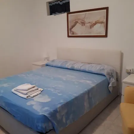 Patti Con Piscina E Camino Nelle Marche * Pian di Mulino